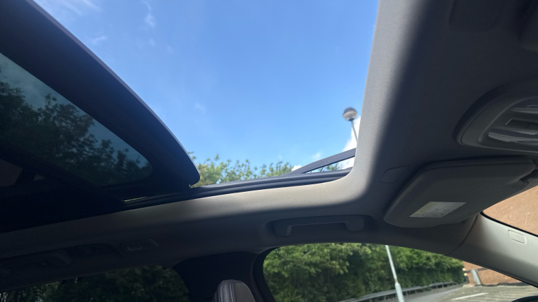 Volvo XC90 2.0 B5D [235] Plus Dark 5dr AWD Geartronic Diesel Estate